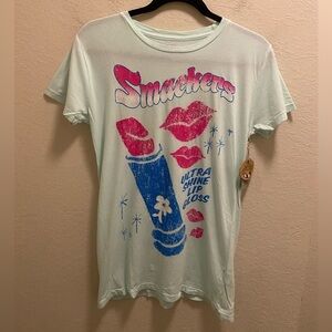 MadeULook Y2K Smackers Lipgloss Graphic Tee Size L New Made In USA